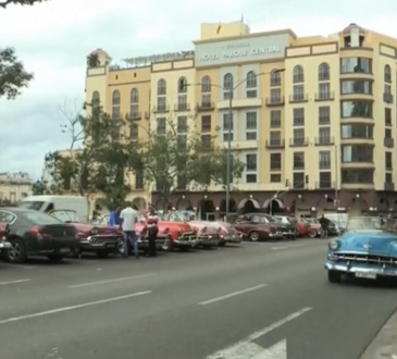 Autos antiguos en La Habana